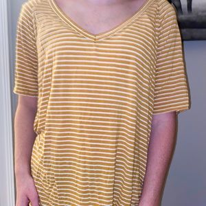 american eagle tshirt